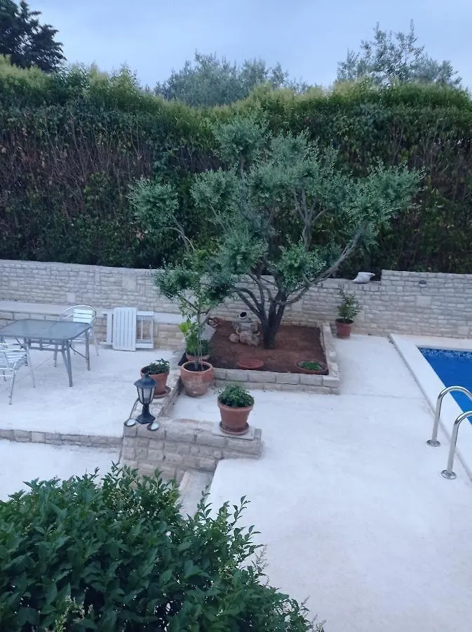 Villa Gregovica &T 2 Pula Apartment